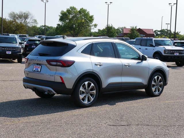 2024 Ford Escape Platinum w/ Pano Moonroof 5