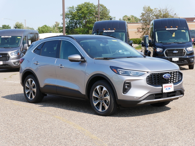 2024 Ford Escape Platinum w/ Pano Moonroof 7