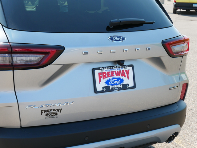 2024 Ford Escape Platinum w/ Pano Moonroof 10