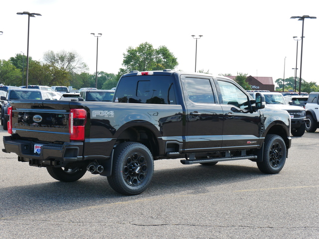 2024 Ford Super Duty F-350 SRW Lariat w/ Black Appearance Package 5