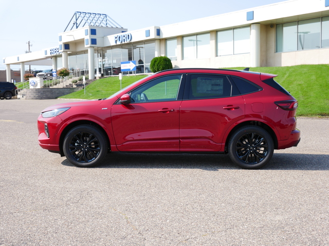 2024 Ford Escape ST-Line Elite w/ Pano Moonroof 2