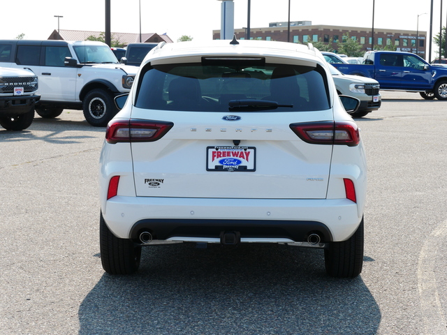 2024 Ford Escape ST-Line Select w/ Tow Package 4