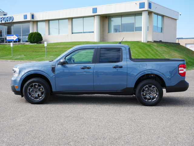 2024 Ford Maverick XLT w/ 2.5L Hybrid 2