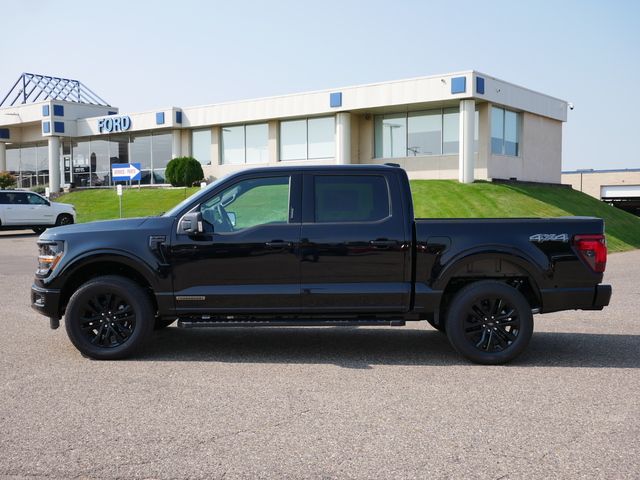 2024 Ford F-150 XLT w/ Black Appearance Package 2