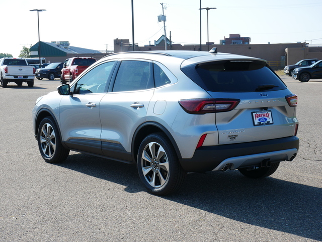 2024 Ford Escape Platinum w/ Pano Moonroof & Nav 3