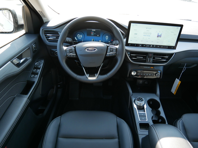 2024 Ford Escape Platinum w/ Pano Moonroof & Nav 19