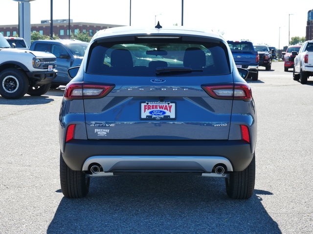 2024 Ford Escape Active w/ Heated seats & wheel 4