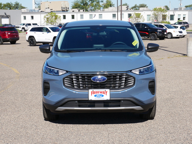 2024 Ford Escape Active w/ Heated seats & wheel 8