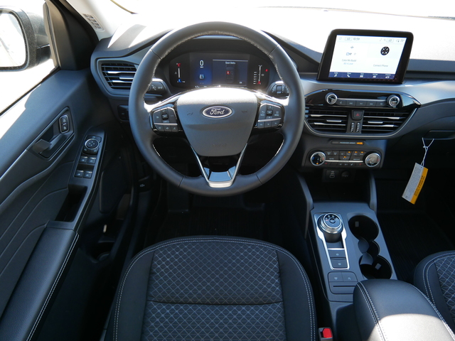 2024 Ford Escape Active w/ Heated seats & wheel 18