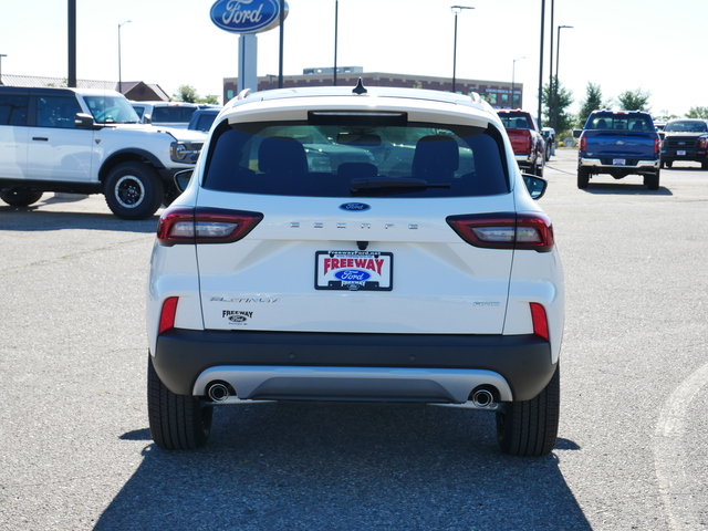 2024 Ford Escape Platinum w/ Panoramic Roof 4