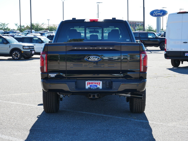 2024 Ford F-150 Platinum w/ 20 Black Wheels 4