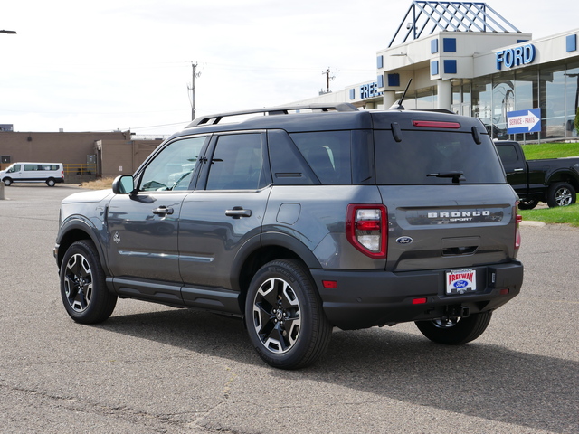 2024 Ford Bronco Sport Outer Banks  3