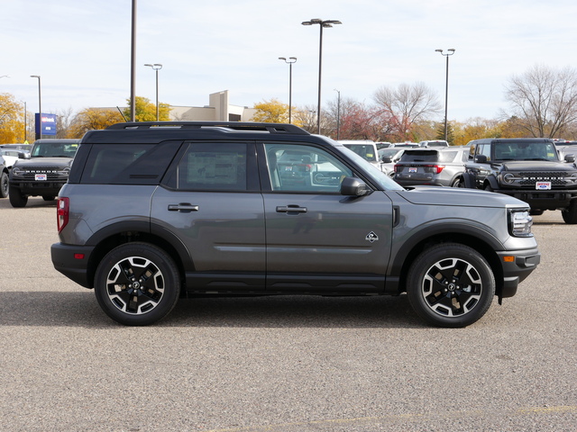 2024 Ford Bronco Sport Outer Banks  6