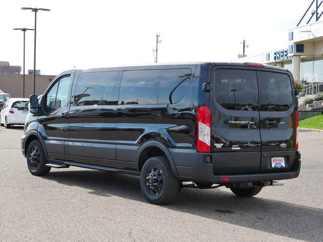 2024 Ford Transit Passenger Wagon XLT  3