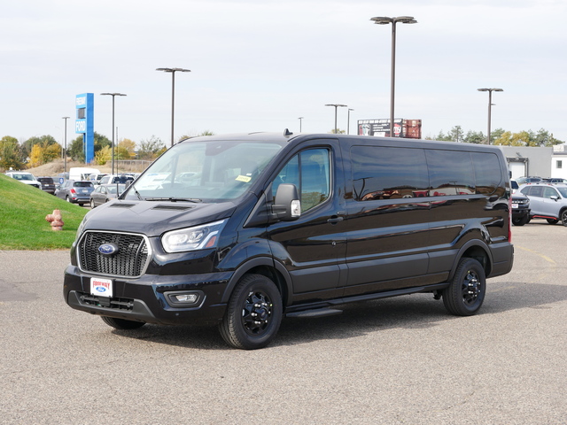 2024 Ford Transit Passenger Wagon XLT  28