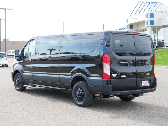 2024 Ford Transit Passenger Wagon XLT  30