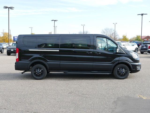 2024 Ford Transit Passenger Wagon XLT  33