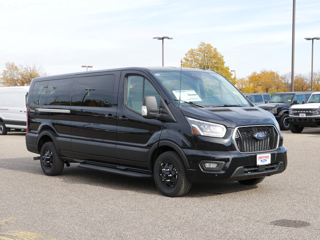 2024 Ford Transit Passenger Wagon XLT  34