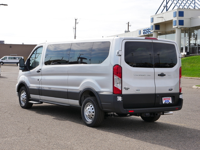 2024 Ford Transit Passenger Wagon XLT  3