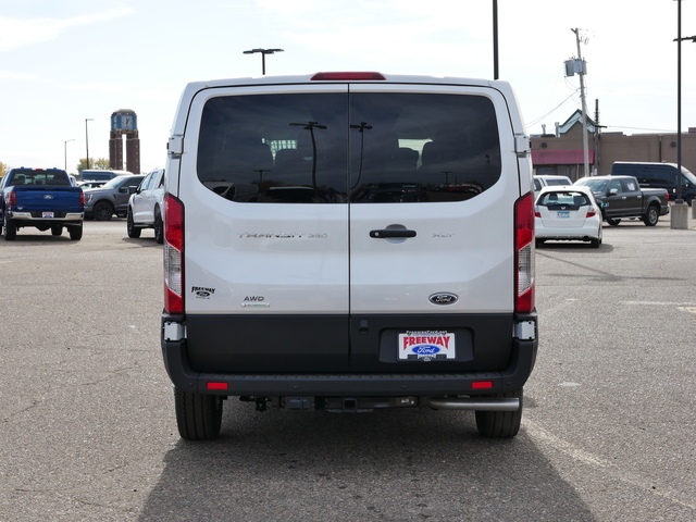 2024 Ford Transit Passenger Wagon XLT  4