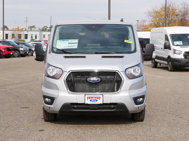 2024 Ford Transit Passenger Wagon XLT  8