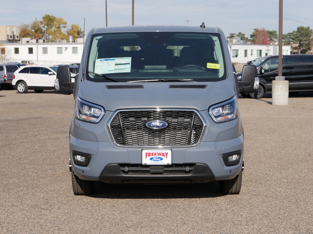 2024 Ford Transit Passenger Wagon XLT  8