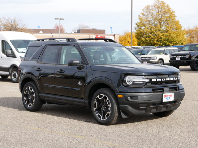 2024 Ford Bronco Sport Outer Banks  7