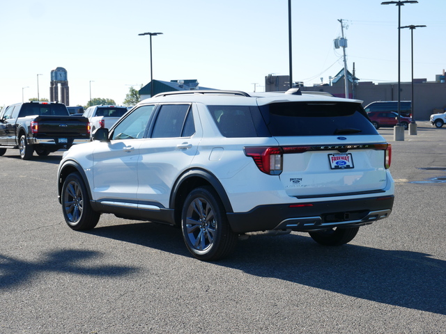 2025 Ford Explorer Active  3