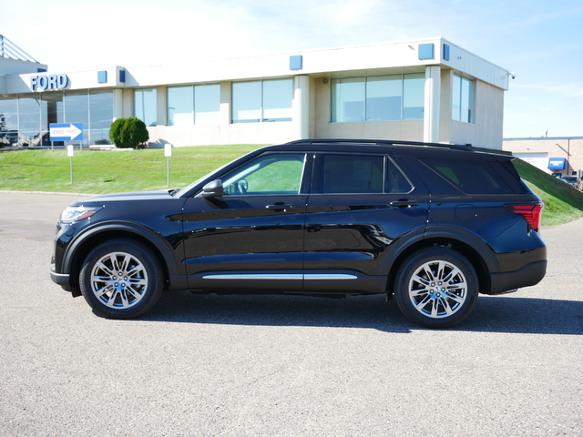 2025 Ford Explorer Active  2