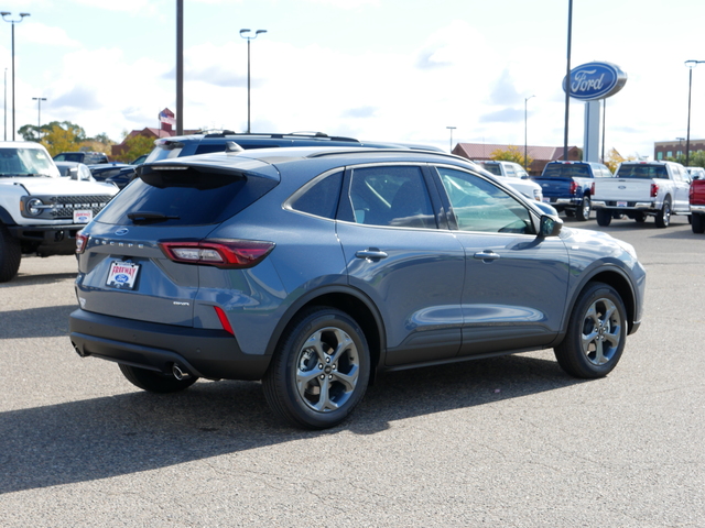 2025 Ford Escape ST-Line  5