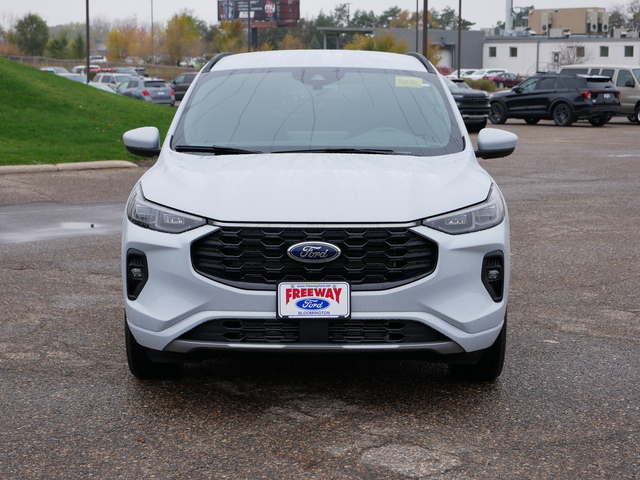 2025 Ford Escape ST-Line Elite 8