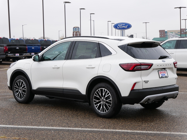 2025 Ford Escape Plug-In Hybrid 3