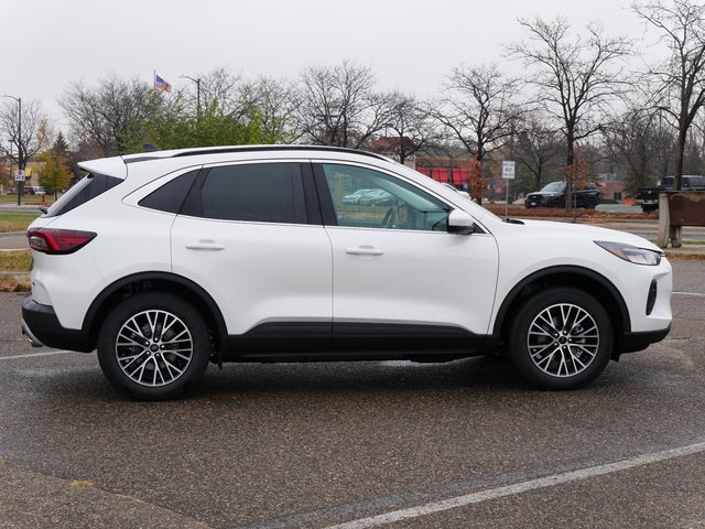 2025 Ford Escape Plug-In Hybrid 6