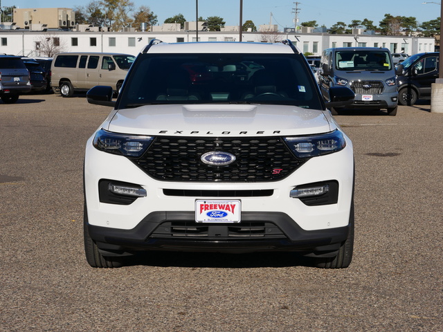 2020 Ford Explorer ST 8