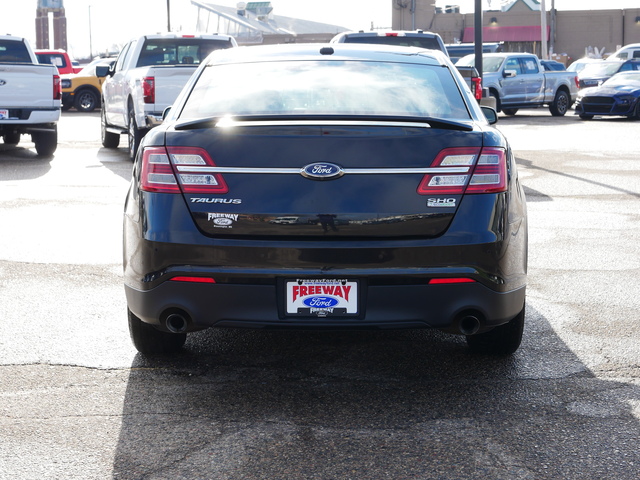 2015 Ford Taurus SHO 4