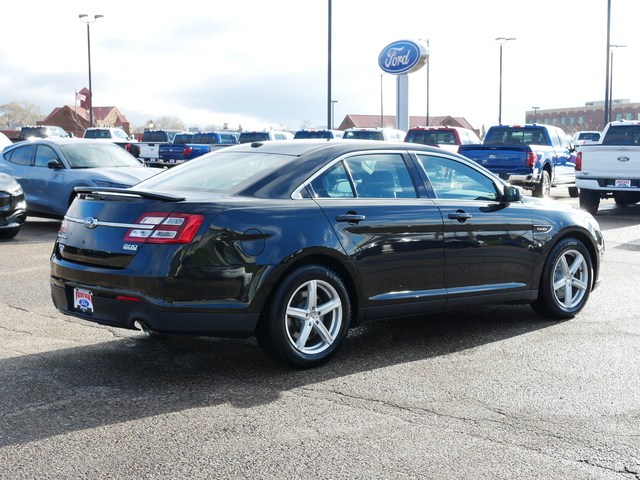 2015 Ford Taurus SHO 5