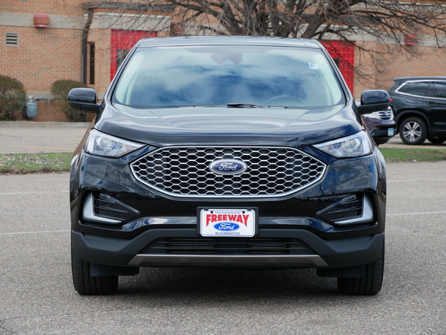 2023 Ford Edge SEL 9