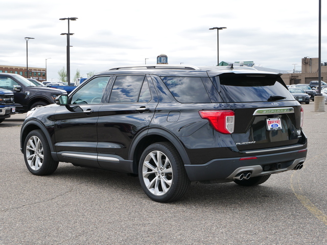 2021 Ford Explorer Platinum 3