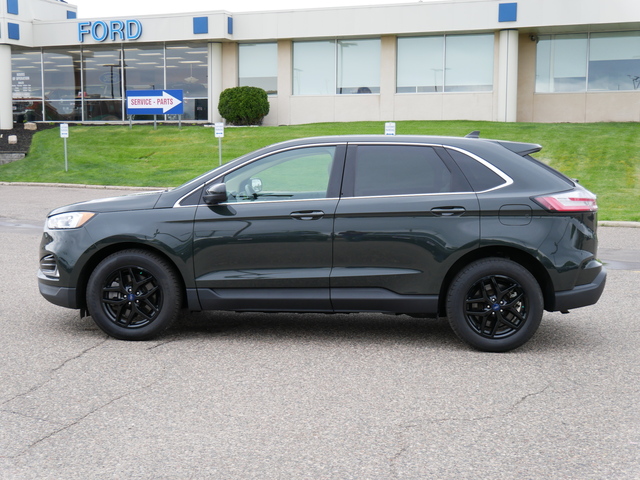 2022 Ford Edge SEL 2