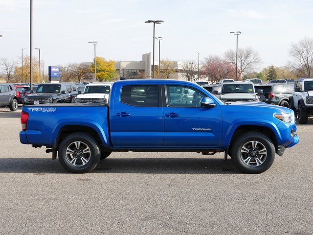 2017 Toyota Tacoma TRD Sport 6