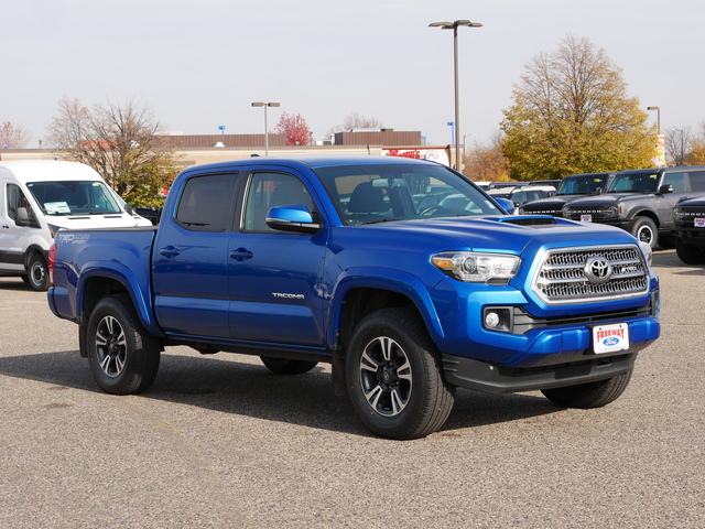 2017 Toyota Tacoma TRD Sport 7