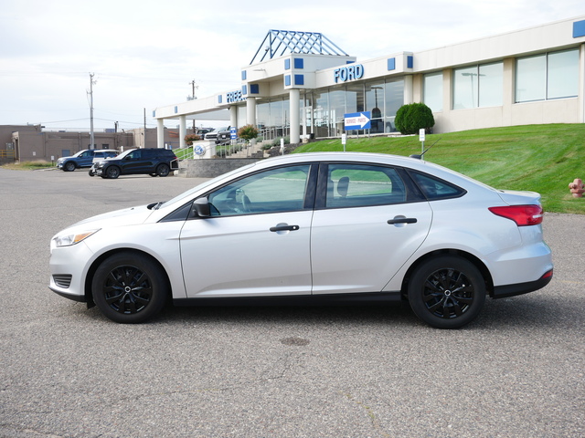 2018 Ford Focus S 2