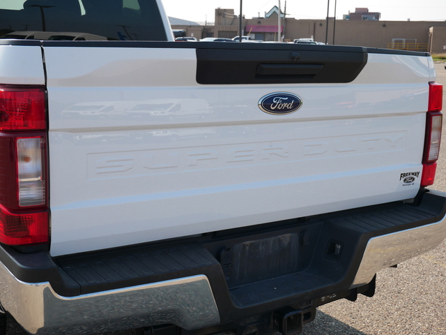 2022 Ford Super Duty F-250 SRW XLT 10