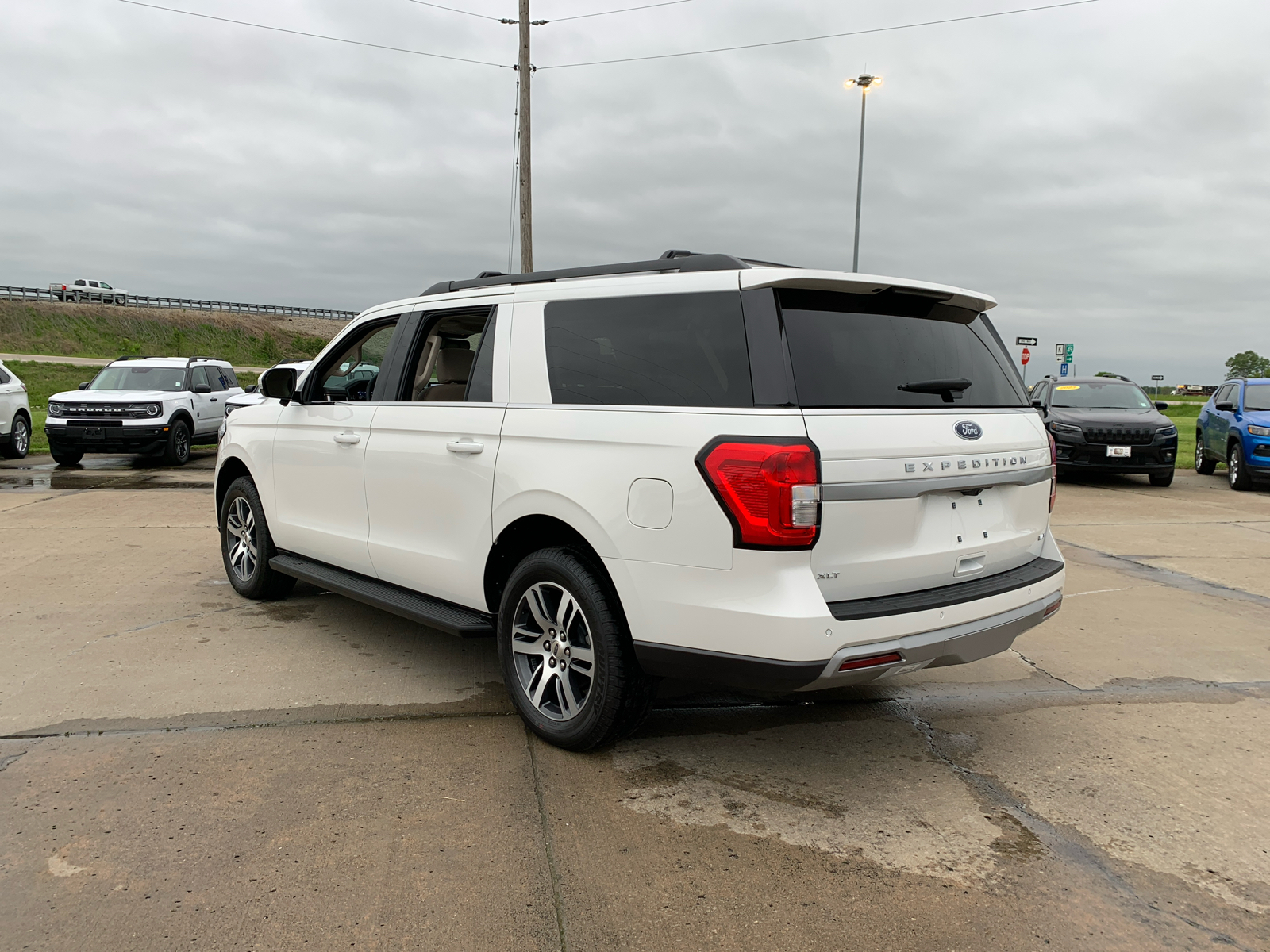 2024 Ford Expedition Max XLT 6