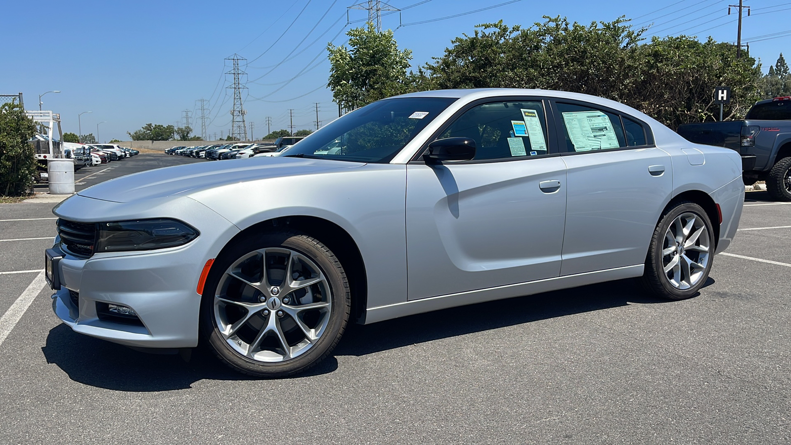 2023 Dodge Charger SXT 1