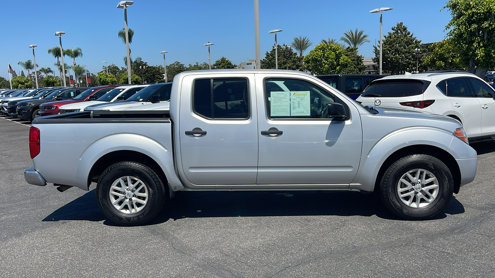 2019 Nissan Frontier SV 7