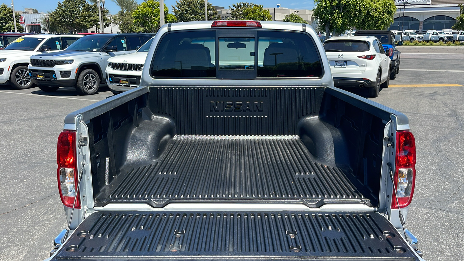 2019 Nissan Frontier SV 24