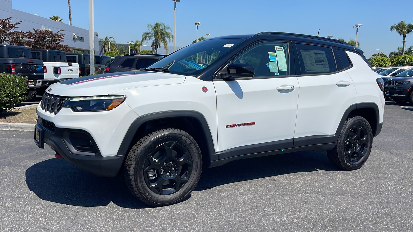 2023 Jeep Compass Trailhawk 2