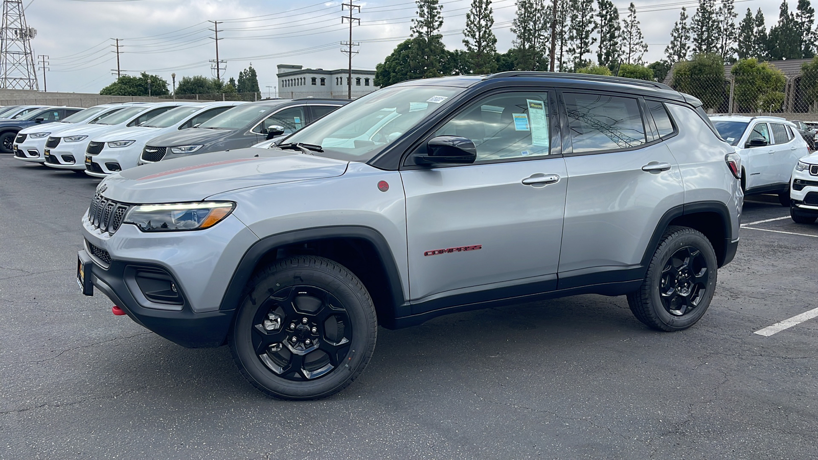 2023 Jeep Compass Trailhawk 1