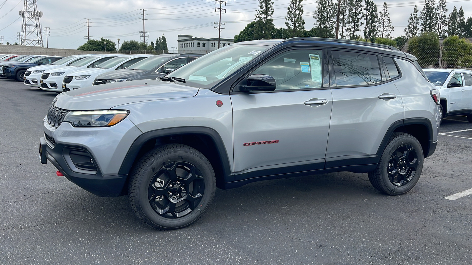 2023 Jeep Compass Trailhawk 2